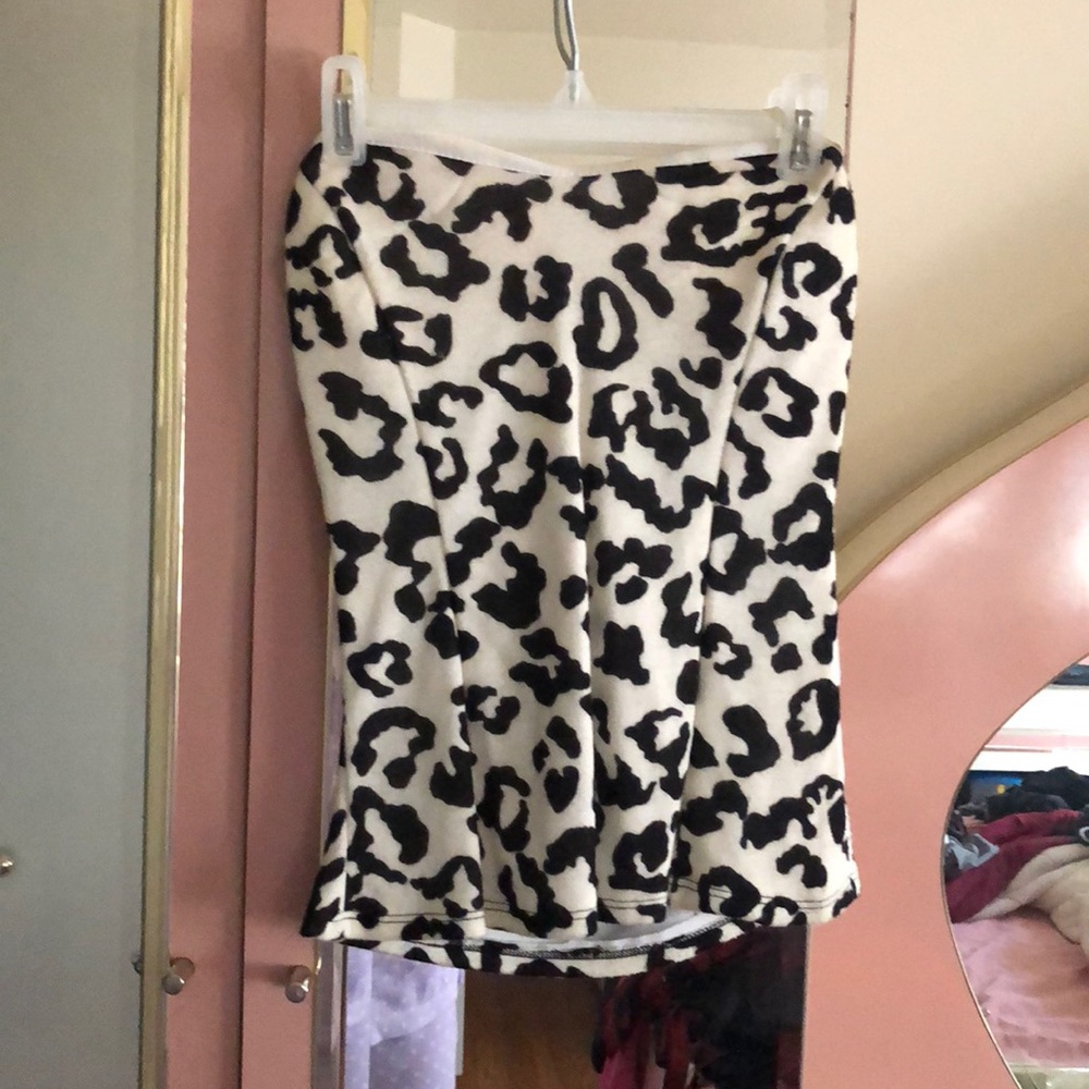 Zebra print strapless top